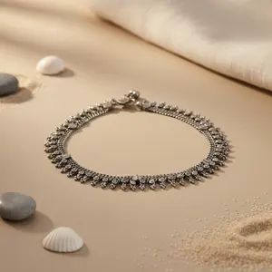 Tobillera de Plata Chapada en Oro Hecha a Mano para Mujer, Joyería de Pie con Pedrería - Product Image 2