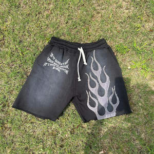 Custom Streetwear Jogging Shorts Vintage de algodón lavado con parche bordado OEM Distressed Acid Wash Solid Pattern Shorts - Product Image 3