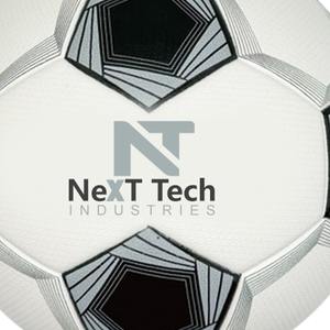 Balón de entrenamiento de fútbol de Next Tech Industries, material de PU para fines de entrenamiento con diseño personalizado y logotipo personalizado - Product Image 2