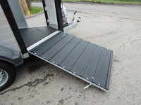 Remorque pour deux chevaux, en aluminium/fibre de verre composite, système de freinage électrique/hydraulique