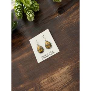 Boucles d'oreilles pendantes en argent sterling plaqué or 18 carats, faites à la main par des artisans navajo, avec agate BB et perle, pour les mariages - Product Image 3