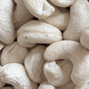 Hot Sale 2023 Cashew Nuts WW180, WW240, WW320, LP Raw Cashew Nut Cashew Nuts Wholesale Reday To Ship - Product Image 1