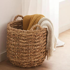 Panier en jacinthe d'eau fait à la main écologique Organisateur de stockage naturel décoratif léger et durable du Vietnam - Product Image 3