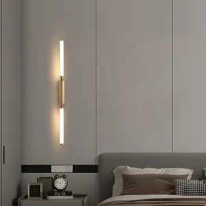 โคมไฟติดผนัง LED โมเดิร์น Alureon ดีไซน์เพรียวบาง สำหรับห้องนั่งเล่น/ห้องนอน 6/10/12W แสงวอร์มไวท์ CCT ตัวโคมพลาสติก/ทองเหลือง - Product Image 2