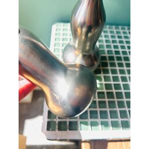 Ensemble de 2 bougeoirs en laiton lourd/meilleure qualité à prix raisonnable/articles ménagers vintage - Product Image 3