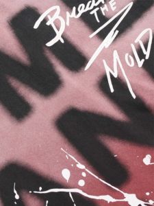 เสื้อยืดลายกราฟิกสำหรับผู้ชายผ้าเทอร์รี่ผ้าฝ้ายหนาโอเวอร์ไซส์พิมพ์โลโก้ตามสั่งสไตล์สตรีทแวร์สไตล์วินเทจ - Product Image 6