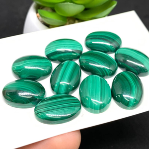 Cabochon ovale en malachite naturelle de qualité supérieure 16x12 MM pierre précieuse en vrac pour bijoux - Product Image 1