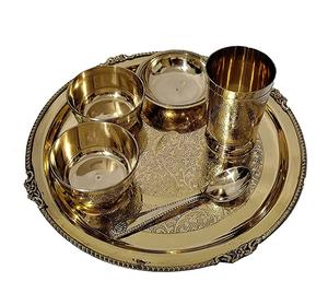 Ensemble de dîner en laiton de haute qualité, artisanat créatif populaire avec un prix bas, ensemble de dîner en laiton pour la vaisselle, article de décoration - Product Image 1