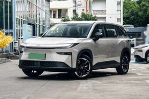 Sedán Eléctrico Usado 2025 de Emprendimiento Conjunto con Sistema de Conducción Inteligente, Chip de Computación de Alto Rendimiento, Transmisión Automática R18 - Product Image 2