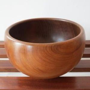 Bols de service en bois de qualité supérieure avec une finition brillante les rendant faciles à nettoyer et à entretenir pour une utilisation à long terme - Product Image 6