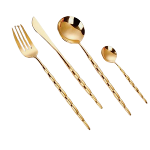 Ensemble de couverts de cuisine de table au design élégant Couverts à manche en métal poli or brillant pour fêtes, événements et restauration - Product Image 5