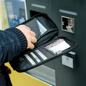 Borsa da Viaggio Personalizzata SAFE FLIGHT, Elegante Custodia per Gadget, per Viaggi Sicuri - Product Image 2
