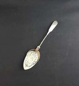 Ensemble de couverts pour enfants faits à la main de qualité supérieure ensemble de couverts d'hôtel en acier inoxydable en Inde, y compris une cuillère de mariage - Product Image 4