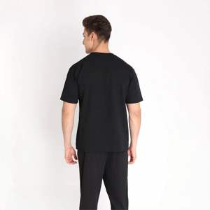 Premium Men Printed Co-Ord Set-Elegante combinación de camisa y pantalones cortos-Ideal para actividades casuales y al aire libre - Product Image 4