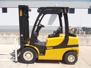 High Quality TCM FD250 Hand Hydraulic Forklift <b>Pallet</b> Truck Japan Original 1 Ton Used Three Stage Mast Offroad Global For Sale - Product Image 6
