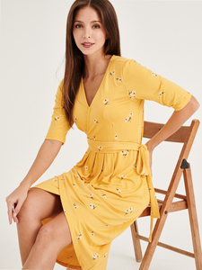 Vêtements de maternité décontractés longs et mi-longs pour femmes enceintes en été Col en V Allaitement Jaune Floral Plain Soft Modal - Product Image 3