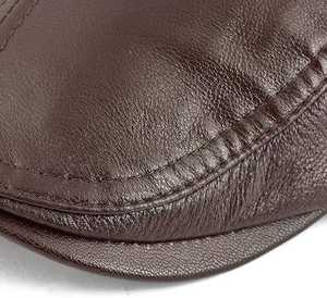 Ultimate Leather Adventure Top Hat Style intemporel pour un confort toute la journée et une durabilité robuste pour les fêtes - Product Image 4