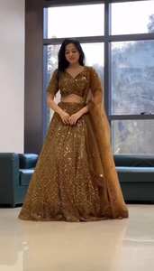 Lehenga choli เสื้อเบลาส์ปักลายสำหรับงานแต่งงานของผู้หญิงอินเดีย - Product Image 3