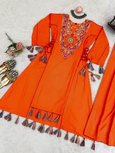 Ensemble élégant en cordon de rayonne avec miroir et glands brodés, design en dentelle fantaisie, palazzo cousu jusqu'à la taille 44 avec doublure micro-douce - Product Image 6