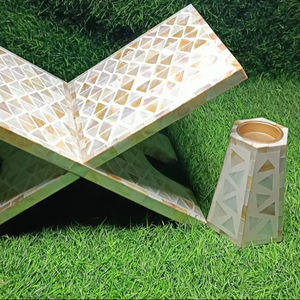 Support de Coran Art Déco en Résine avec Incrustation de Nacre, Cadeau de Ramadan Élégant, Rahel Islamique Haut de Gamme, Bestseller - Product Image 1