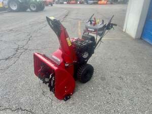 Soplador de Nieve a Gas de Dos Etapas Autopropulsado Quality Power/Smart de 24 Pulgadas, Arranque Eléctrico del Motor, 6 Velocidades F/2R, LED, 3 Años de Garantía - Product Image 3