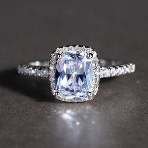 Coussin coupe Moissanite bague de fiançailles bague de proposition Solitaire en or massif avec Halo pour femme cadeau d'anniversaire - Product Image 1