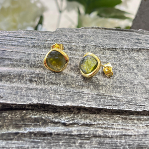 Pendiente de piedras preciosas de moldavita natural sin cortar, pendientes de cristal curativo, joyería de moda de moldavita para mujer - Product Image 6