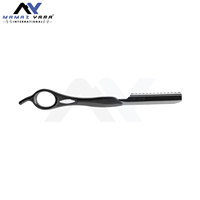 Plume Styling Rasoir Noir Léger Ergonomique Parfaitement Équilibré Fatigue Free Wedge Shape Design Precision Haircuts
