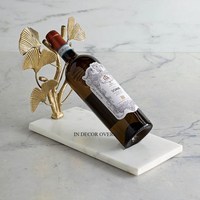 Base polie brillante argentée et feuilles plaquées or de haute qualité et support de support de bouteille de vin d'aspect attrayant de concepteur de grenade
