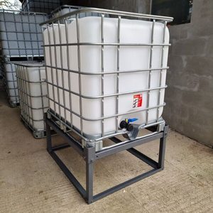 Conteneurs/réservoirs de stockage et de transport en plastique IBC de 1000 litres - Product Image 1
