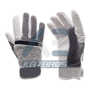 Guantes de Bateo de Cuero Cabretta Pro Grip Diseñados para un Manejo Consistente, Máxima Comodidad y Rendimiento Superior Durante el Juego - Product Image 1