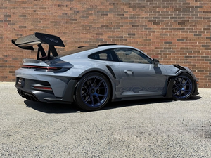 Incroyable vente aux enchères certifiée 2024 Por sc he 911 GT3 RS en stock chaud prêt pour l'expédition - Product Image 6