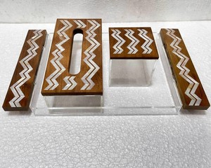 Plateau moderne de luxe en résine de style arabe avec incrustation de nacre, assorti d'un distributeur de mouchoirs en acrylique, facile à nettoyer, idéal pour les cadeaux de Ramadan et de l'Aïd. - Product Image 1