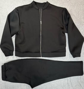 Conjunto Deportivo Personalizado para Hombre de Invierno TBF-170, Chaqueta con Cierre Completo, Puños Acanalados, Cintura Elástica, Tela Suave y Elástica, Color Sólido - Product Image 1