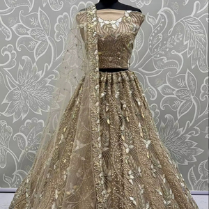 Ropa de recepción bordada de diseñador Lehenga Choli con Dori bellamente bordado, trabajo de lentejuelas - Product Image 1