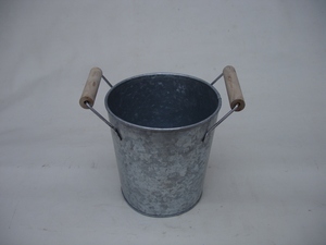 modern galvanized planter metal bucket with side handle galvanized planter garden <b>herb</b> <b>pot</b> galvanized iron planter bucket - Product Image 4