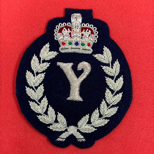 Badges brodés à la main par célèbre sergé tissu adhésif Merrow bordure avec strass et perles décoration pour la couture - Product Image 5