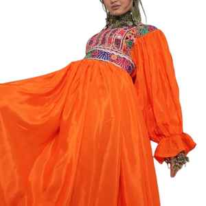 ชุดเดรสแบบดั้งเดิมของชาวอัฟกันกุจิ งานฝีมือปักลายชนเผ่า ชุดเดรสยาวหลากสีสำหรับผู้หญิงชาวอัฟกานิสถาน ชุดแบบชาวปัชตุน - Product Image 1