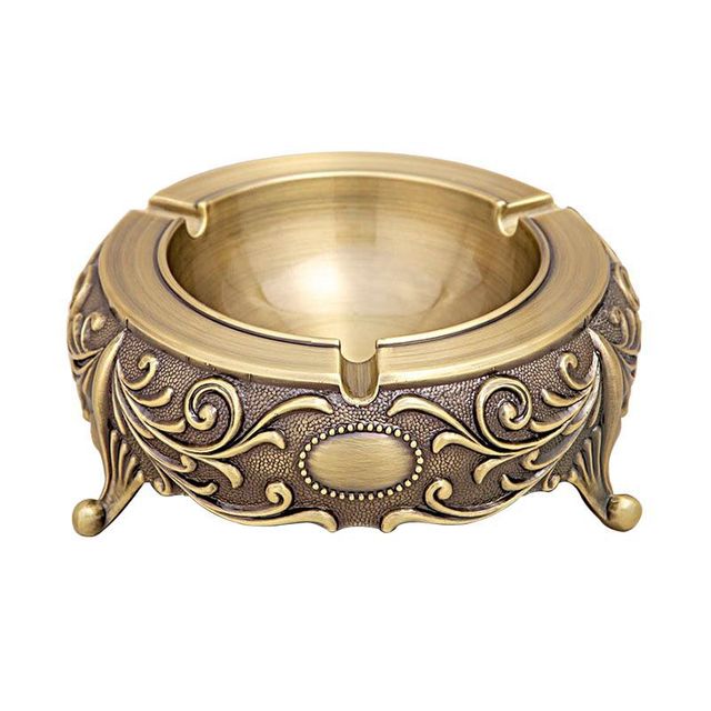 Large European-style Ashtray Anti-flying Ash bar Creative Personality Crafts Retro Metal Ashtray for Home