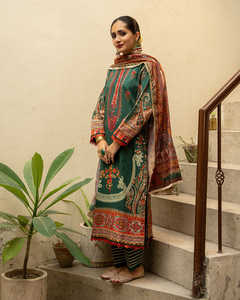 2024-25 vestido de lana ligero personalizado para mujer Khaddar de invierno a la moda con decoración de encaje para fiestas Precio de Venta caliente - Product Image 5