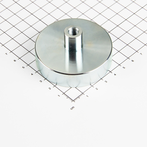 Gripper piatto in neodimio con attacco filettato Ø60x30mm - Product Image 1