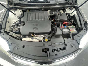 Avalon XLE 2013 d'occasion propre, conduite à gauche, 50 001 à 75 000 miles - Product Image 2