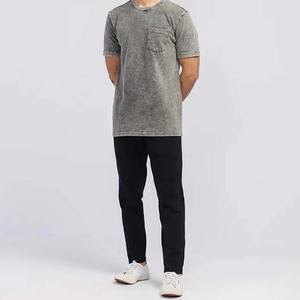 Camisetas de Hombre de Corte Regular con Lavado Ácido, Impresión Personalizada de Alta Calidad, Estilo Urbano, Cuello Redondo, Hombros Caídos, Manga Corta, 100% Algodón - Product Image 5