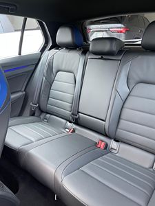VOLKSWAGEN GOLF R 2024 USADO, Volante a la Izquierda/Derecha - Product Image 4