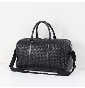 Sac de sport de nuit pour hommes de luxe avec logo personnalisé Sac de voyage en cuir véritable avec texture tissée en cuir PU - Product Image 5