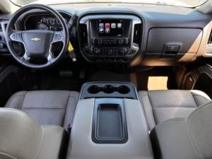 Chevrolet <span class=keywords><strong>Silverado</strong></span> 1500 <span class=keywords><strong>LTZ</strong></span> <span class=keywords><strong>2015</strong></span> d'occasion propre - Product Image 5