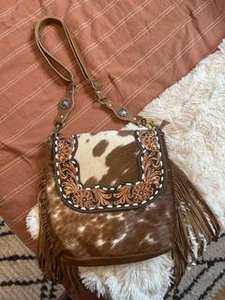 Cuir de vachette usiné à la main Unique Western daim cuir frange sac à bandoulière élégant femmes dos fermeture éclair poche femmes Ayrshire sac à bandoulière - Product Image 6