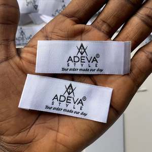 100 étiquette tissée de vêtements de marque personnalisée étiquette de tissu de vêtement avec logo 2x5cm pli d'extrémité/pli central de haute qualité - Product Image 2