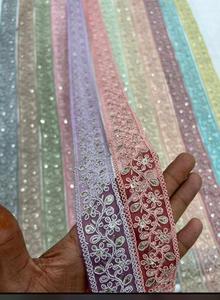 Bordado floral hecho a medida en seis formas de color con perlas fijadas para diversos fines en 1,75 pulgadas de ancho para reventa. - Product Image 2