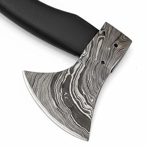 Haches en acier Damas de qualité professionnelle avec construction à lame pleine et manche en bois durable Hache en acier Damas - Product Image 5